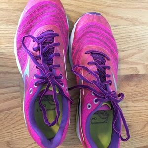 Womens Mizuno Wave Rider Running Shoes: Never Worn